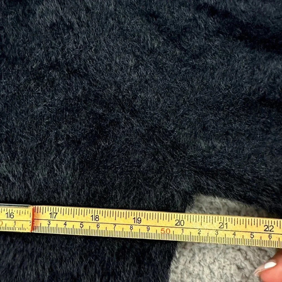 Y2K bebe Fuzzy Sweater womens size Medium Large Jet Black Semi Crop 90s - Picture 6 of 16